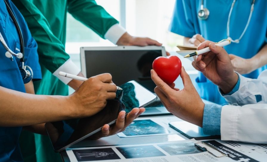 collaboration in cardiology services